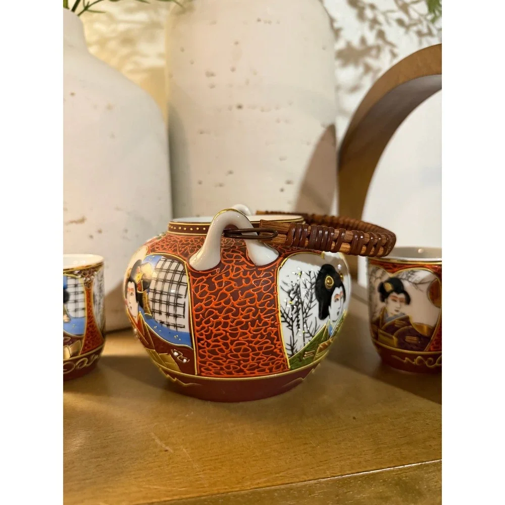 Kutani Handpainted Japan‎ Teapot and 6 Cups Geisha Scene